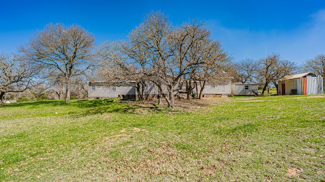 178 County Road 4372, Decatur, TX 76023