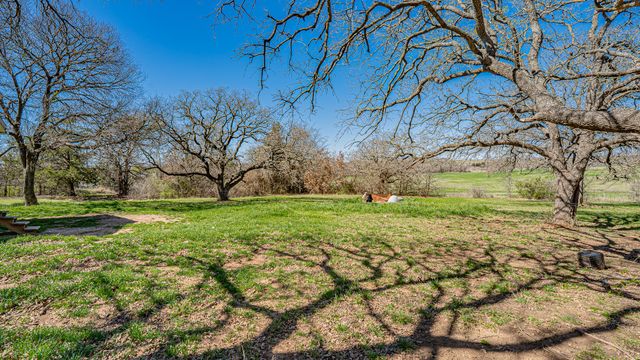 178 County Road 4372, Decatur, TX 76023