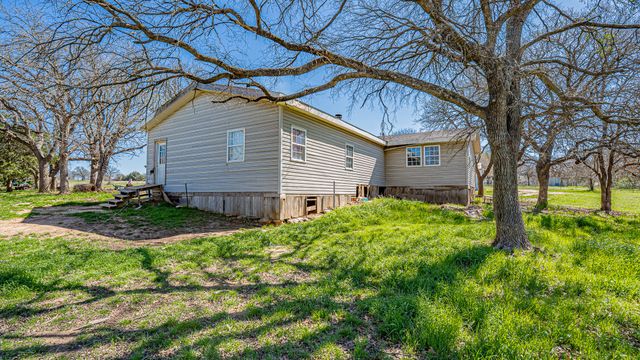 178 County Road 4372, Decatur, TX 76023