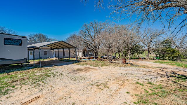 178 County Road 4372, Decatur, TX 76023