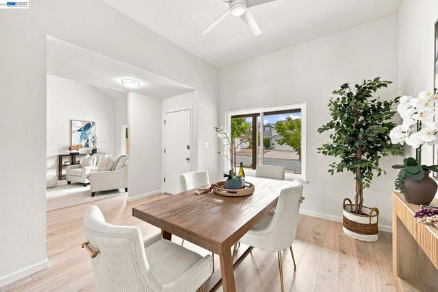 801 Lippert Ave, Fremont, CA 94539