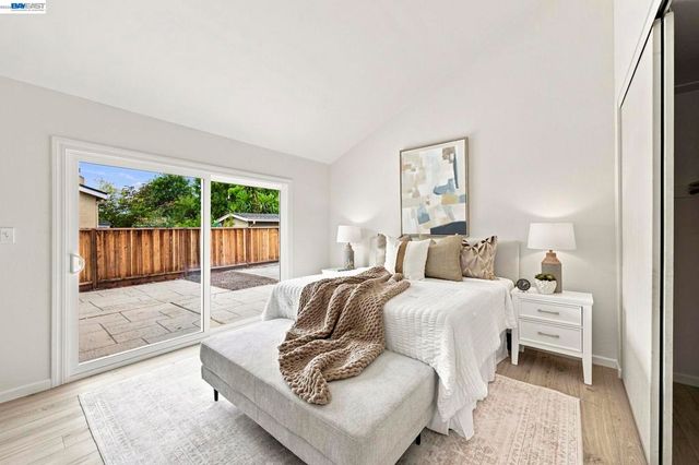 801 Lippert Ave, Fremont, CA 94539