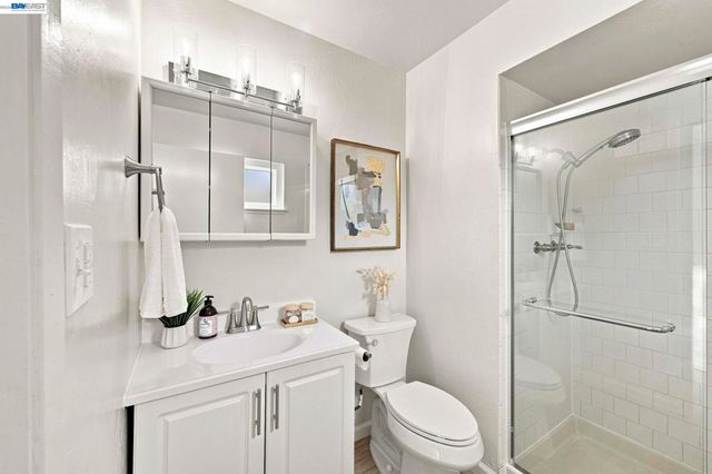 801 Lippert Ave, Fremont, CA 94539