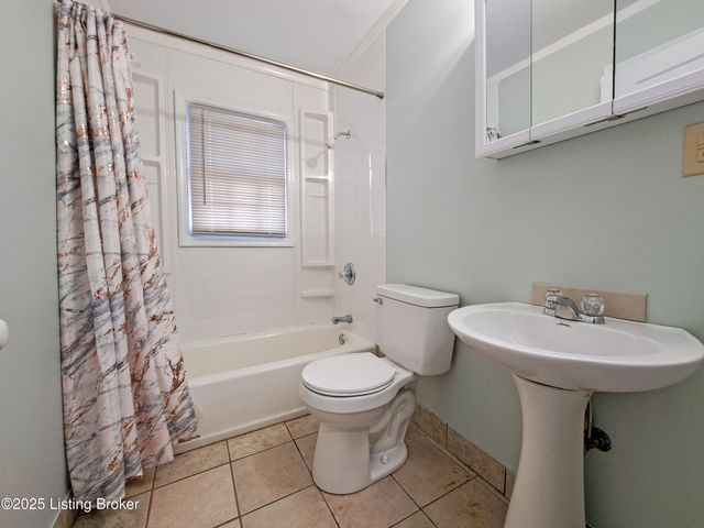 3009 Montana Ave, Louisville, KY 40208