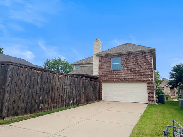 9305 Clearview Drive, Mckinney, TX 75072