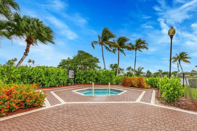 470 SE 21st Lane, Homestead, FL 33033