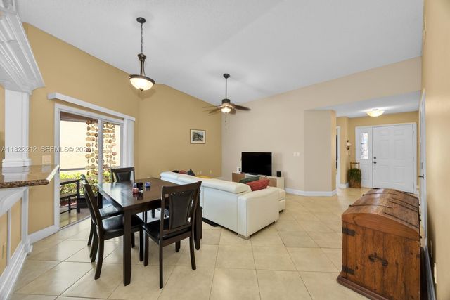 470 SE 21st Lane, Homestead, FL 33033