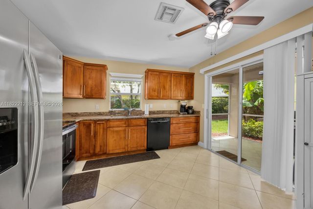 470 SE 21st Lane, Homestead, FL 33033