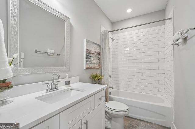 72 Water Stone Drive, Newnan, GA 30265