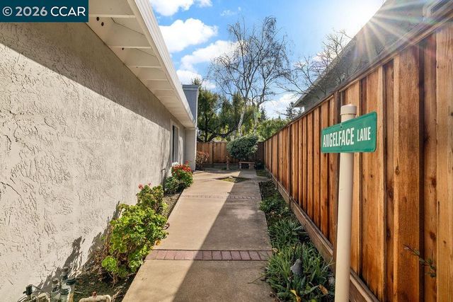 4283 Knollview Dr, Danville, CA 94506