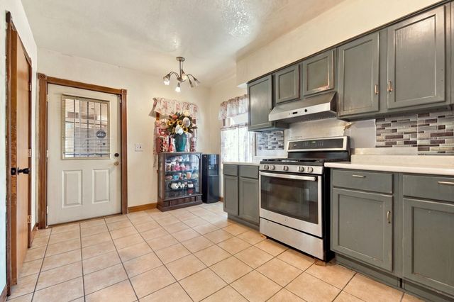 204 Acker Street E, Saint Paul, MN 55117