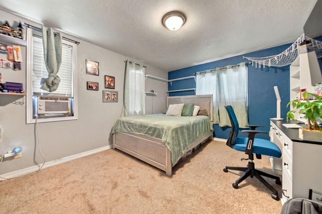 204 Acker Street E, Saint Paul, MN 55117
