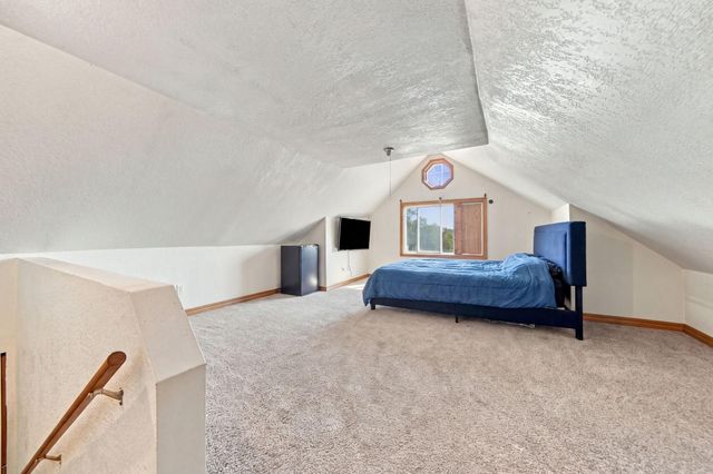 204 Acker Street E, Saint Paul, MN 55117