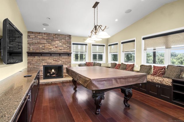 885 Eldorado Drive, Escondido, CA 92025
