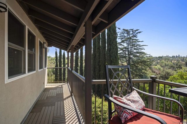 885 Eldorado Drive, Escondido, CA 92025