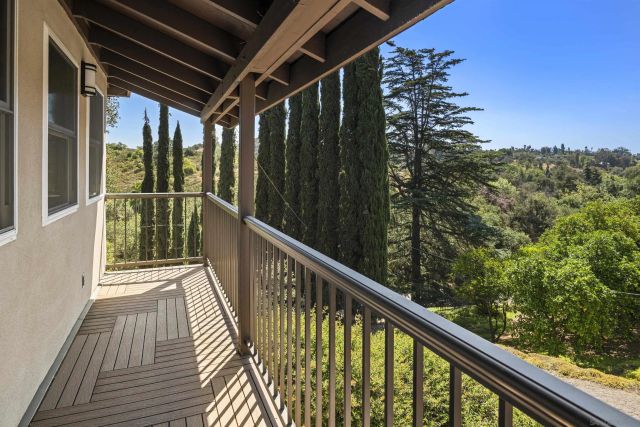 885 Eldorado Drive, Escondido, CA 92025