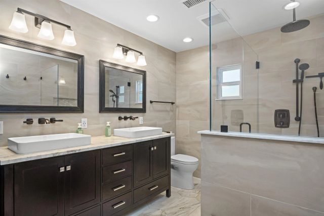 885 Eldorado Drive, Escondido, CA 92025
