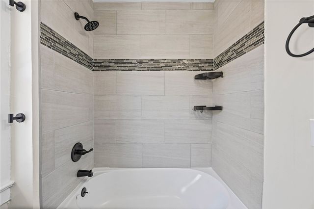 51 Salisbury Street, Rochester, NY 14609