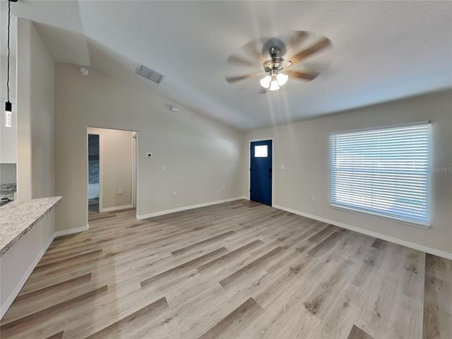 27 PINE CIRCLE, Ocala, FL 34472