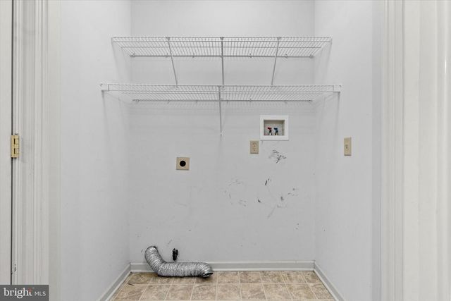 218 EQUINE CV, Red Lion, PA 17356