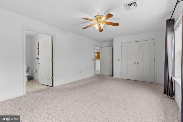 218 EQUINE CV, Red Lion, PA 17356