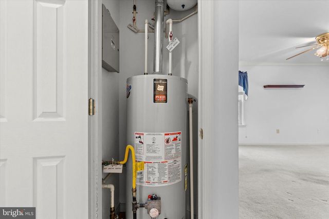 218 EQUINE CV, Red Lion, PA 17356