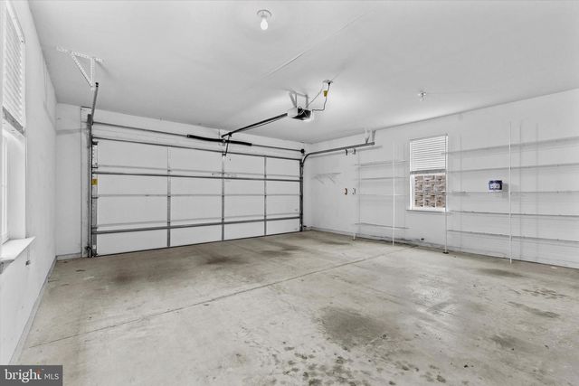 218 EQUINE CV, Red Lion, PA 17356