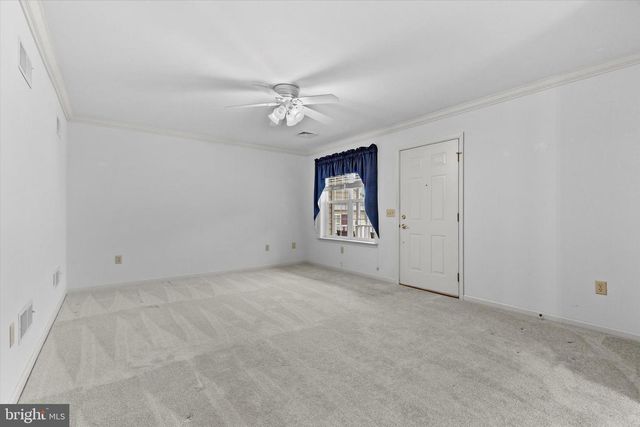 218 EQUINE CV, Red Lion, PA 17356