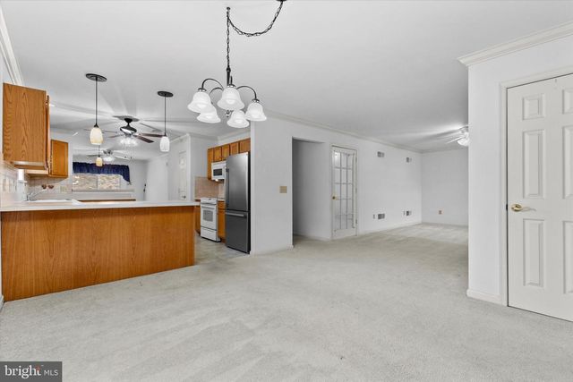 218 EQUINE CV, Red Lion, PA 17356