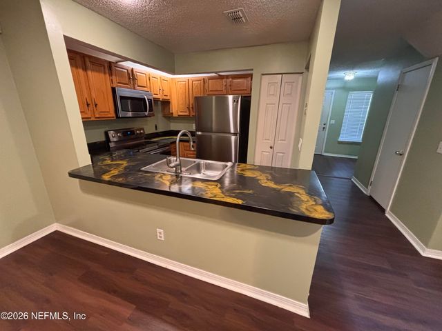 8531 E STURBRIDGE Circle, Jacksonville, FL 32244