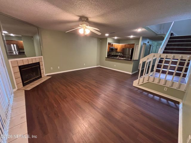 8531 E STURBRIDGE Circle, Jacksonville, FL 32244