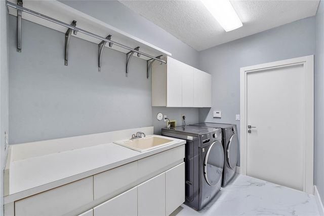 410 Sabal Way, Weston, FL 33326