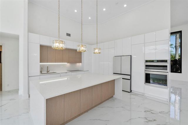 410 Sabal Way, Weston, FL 33326