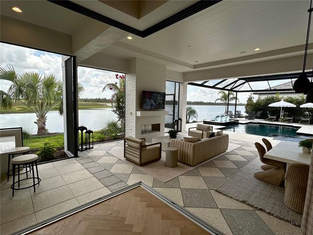 258 CRYSTAL WATERS DRIVE, Sarasota, FL 34240