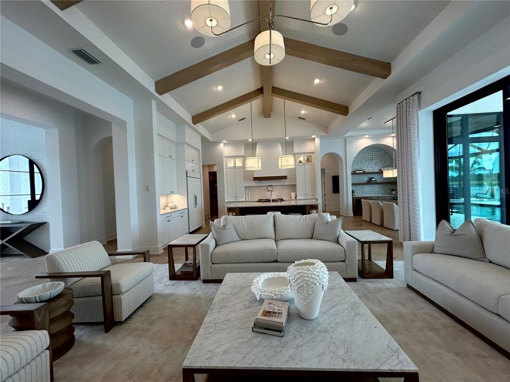 Image 10 of property listing at 258 CRYSTAL WATERS DRIVE, Sarasota, FL 34240