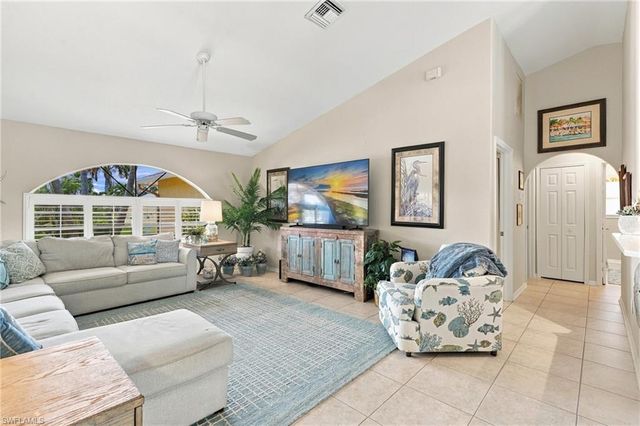8880 Staghorn WAY, Fort Myers, FL 33908