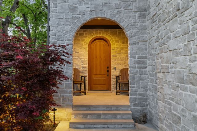 2016B Galbraith Dr, Nashville, TN 37215