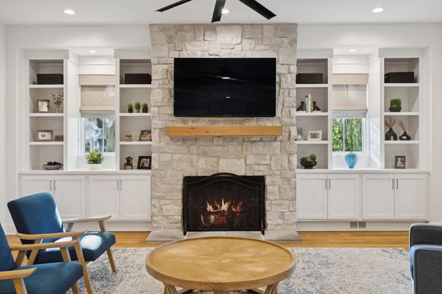 2016B Galbraith Dr, Nashville, TN 37215