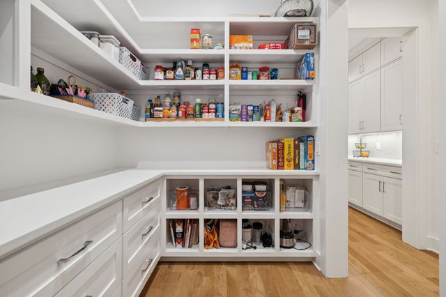 2016B Galbraith Dr, Nashville, TN 37215