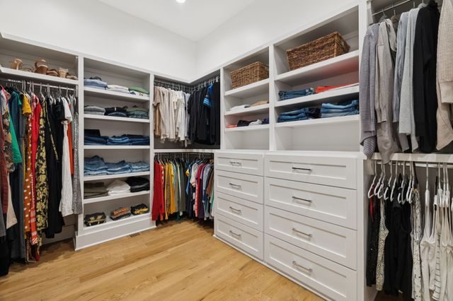 2016B Galbraith Dr, Nashville, TN 37215