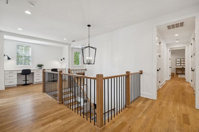 2016B Galbraith Dr, Nashville, TN 37215