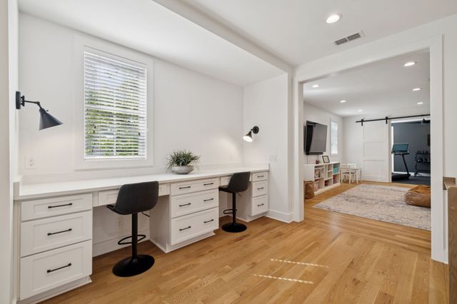 2016B Galbraith Dr, Nashville, TN 37215