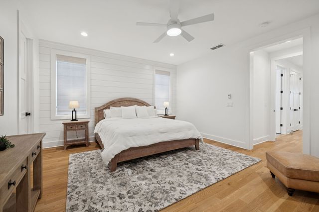 2016B Galbraith Dr, Nashville, TN 37215