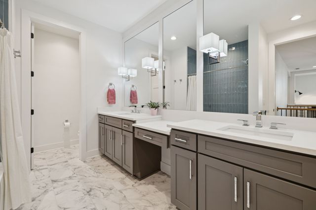 2016B Galbraith Dr, Nashville, TN 37215