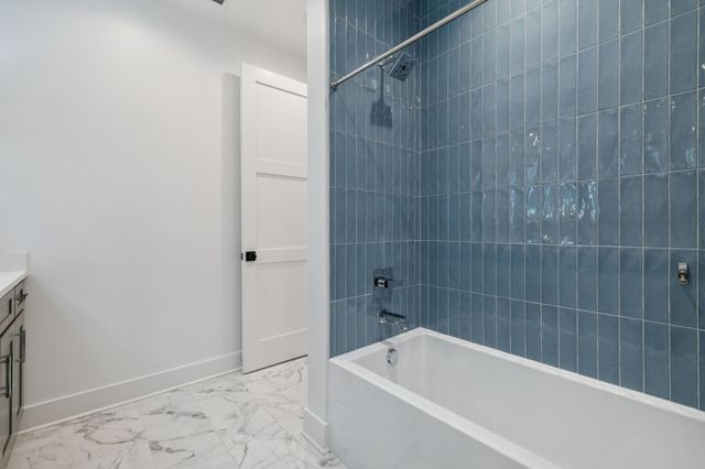 2016B Galbraith Dr, Nashville, TN 37215