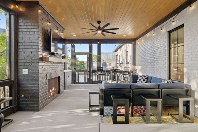 2016B Galbraith Dr, Nashville, TN 37215