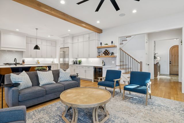 2016B Galbraith Dr, Nashville, TN 37215