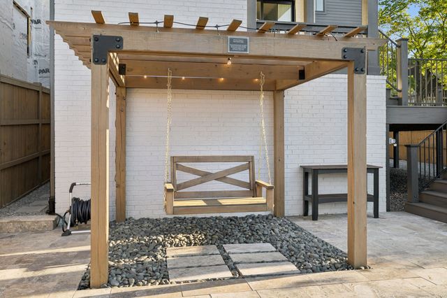 2016B Galbraith Dr, Nashville, TN 37215