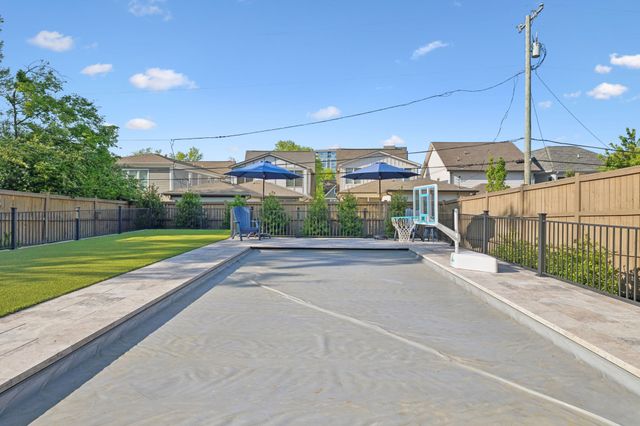 2016B Galbraith Dr, Nashville, TN 37215