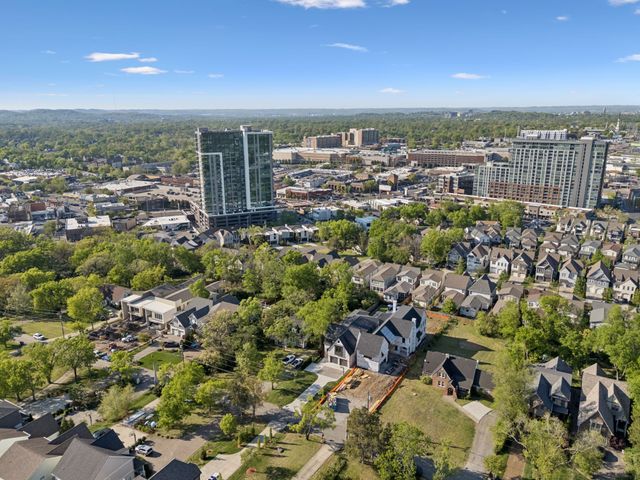 2016B Galbraith Dr, Nashville, TN 37215